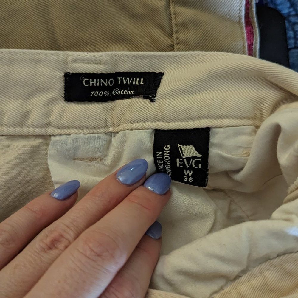 Men's Shorts - Picture 4 of 4